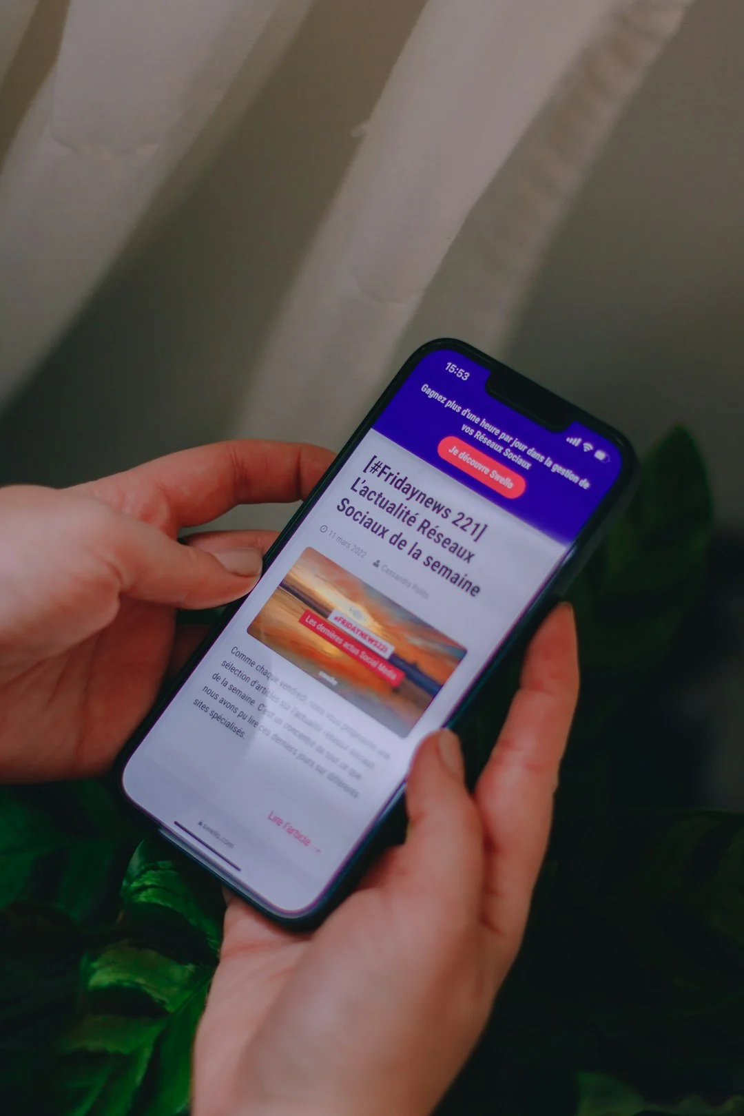 why-choose-us Notes adhésives avec des idées marketing de fêtes pour les campagnes de Noël sur les réseaux sociaux et par e-mail.